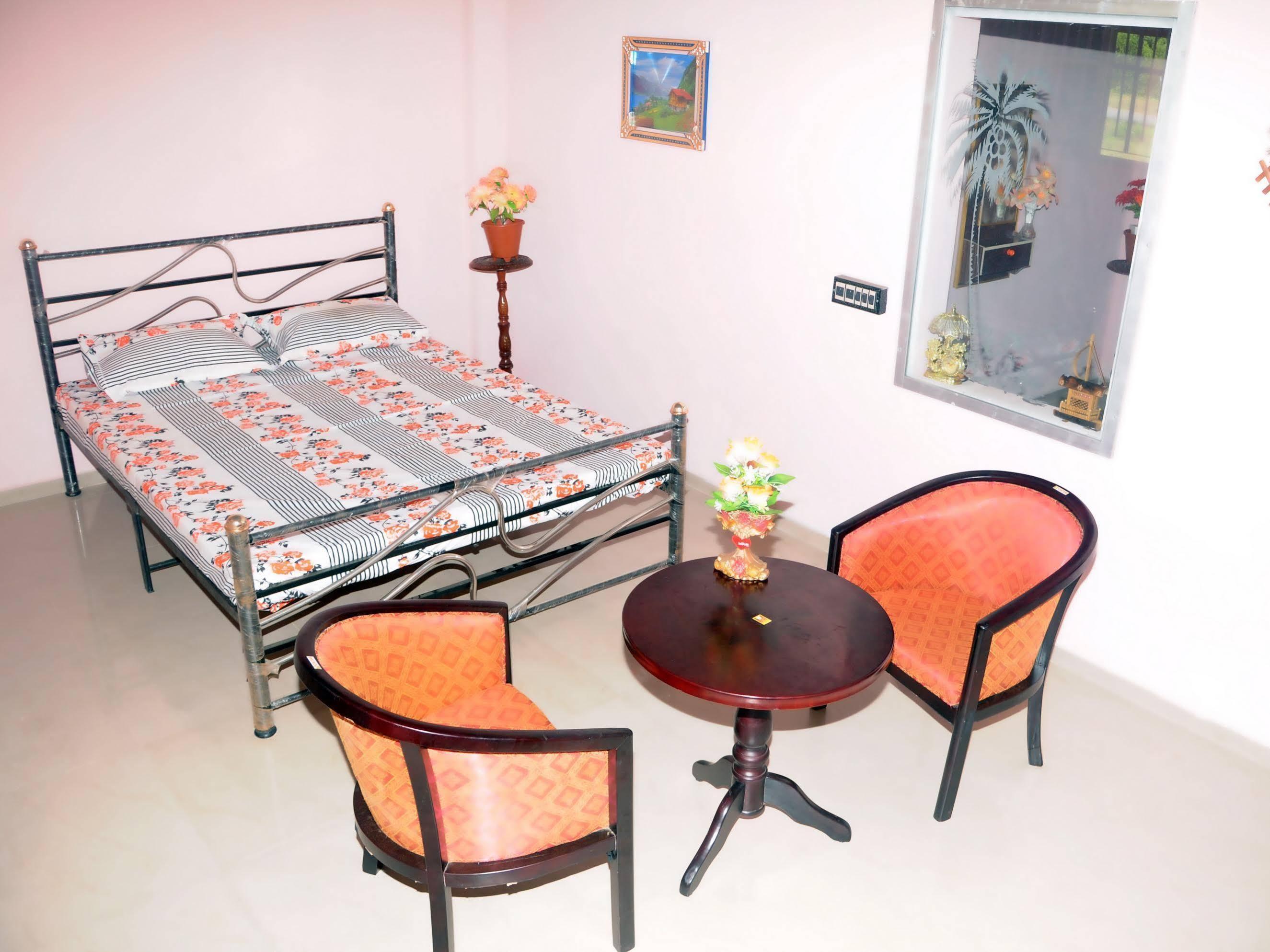 Sathwik Homestay Kumta Экстерьер фото